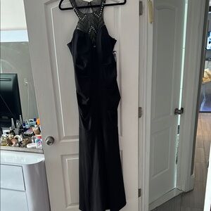 Elegant Black Evening Dress
